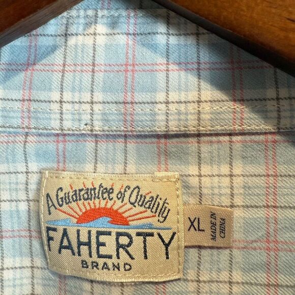 Faherty Long Sleeve Button Up Blue Plaid Men's Size XL - Picture 14 of 15